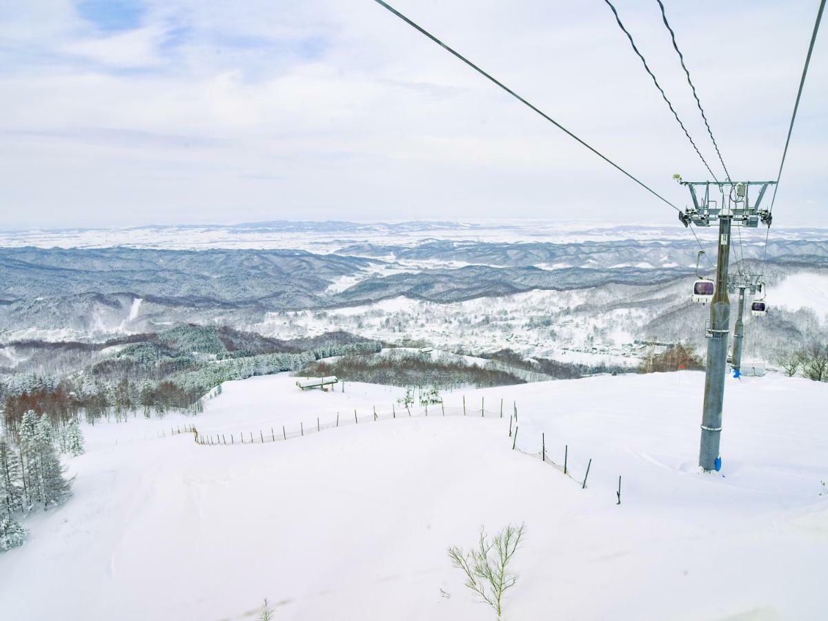 Hotel Mount Racey Yubari Luaran gambar